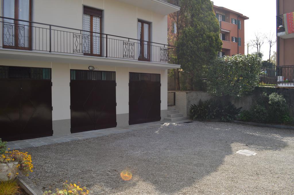Betty'S House Apartment แมนเดลโล เดล ลาริโอ ภายนอก รูปภาพ